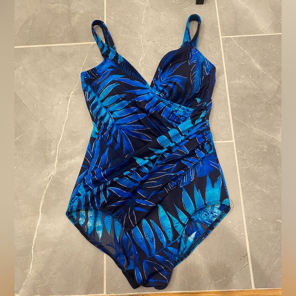 MiracleSuit Full Coverage Bottom One Piece Sz 10